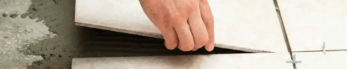 Professional installing ceramic tile floors in Honolulu, HI